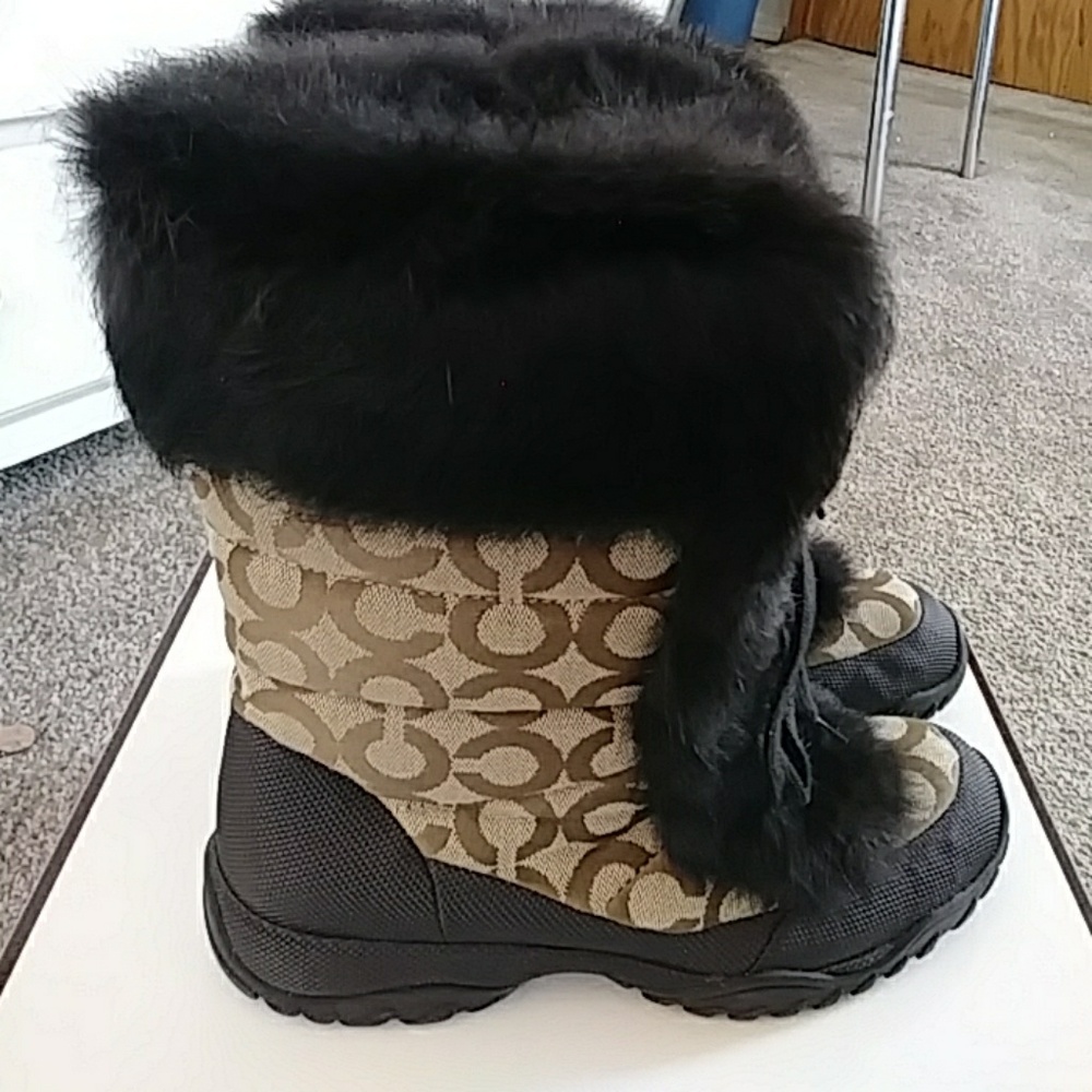 Coach boots